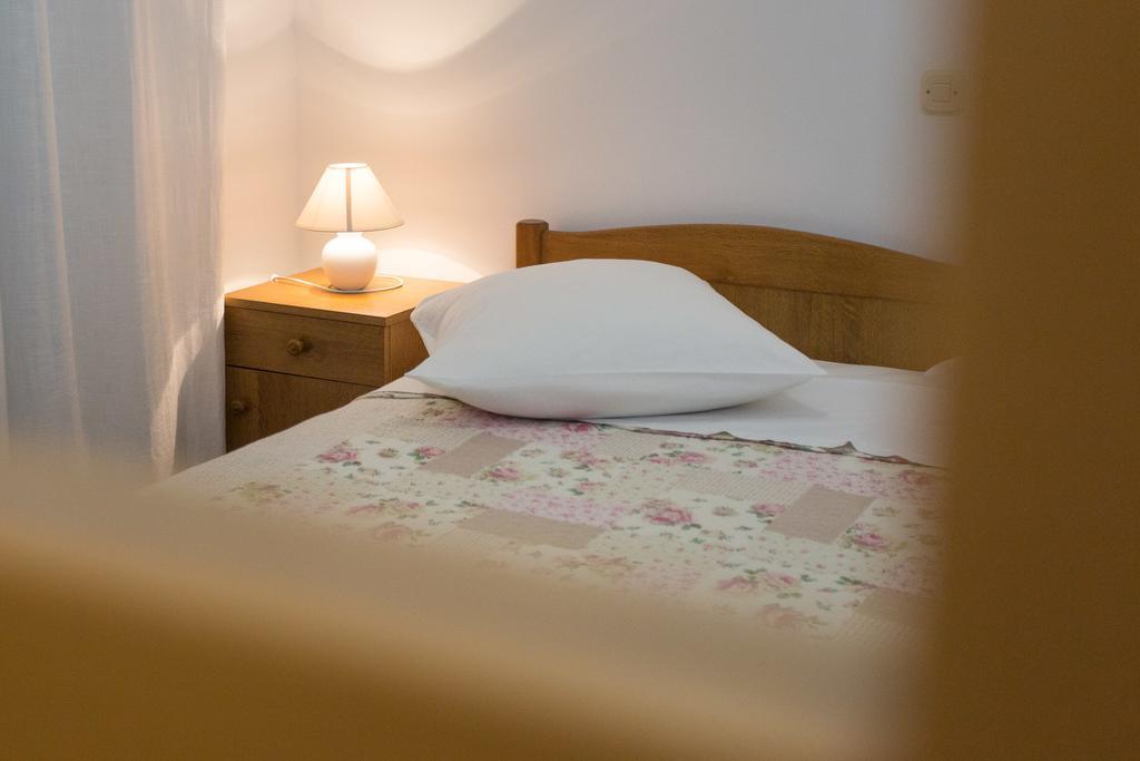 Bed & Breakfast Mario Krk Town Værelse billede